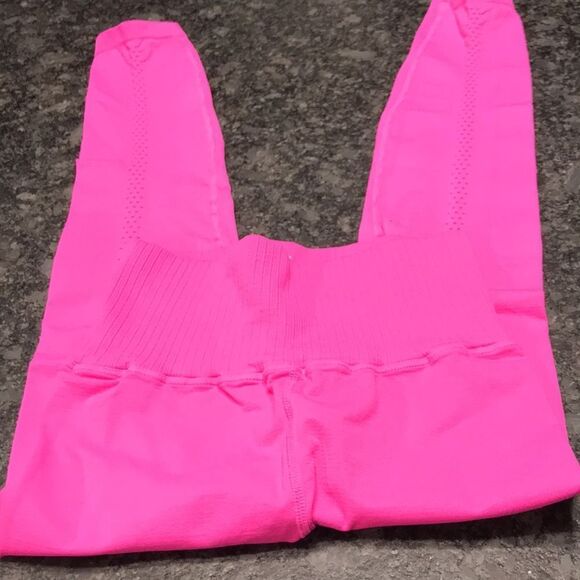 Free People Good Karma High-Rise 7/8 Length Leggings in Hot Pink BNWOT - Picture 5 of 6